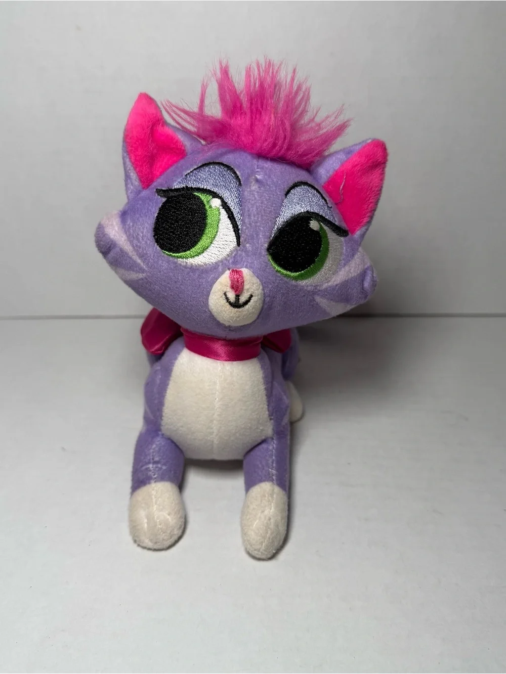 Disney Junior Puppy Dog Pals Hissy Purple Cat Plush Stuffed Animal Toy